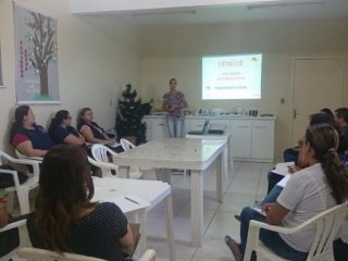 Secretaria Municipal de Saúde promove capacitação de Agentes de Saúde e Endemias.