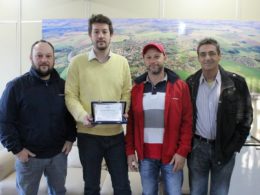 Espumosenses Campeões do Gaúcho e Brasileiro de Arrancada recebem homenagem pelo ótimo desempenho na 1ª Etapa do Brasileiro de Arrancada 2017.