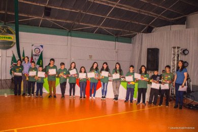 EDUCAÇÃO – A Secretaria Municipal de Educação de Espumoso juntamente com a Cotriel e Syngenta, promoveram o encerramento do Projeto Escola no Campo.