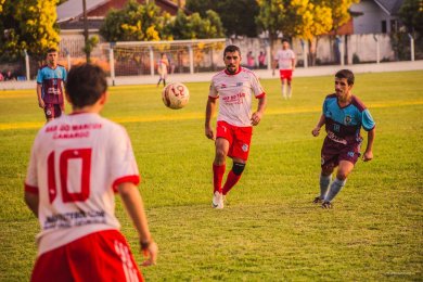 Equilíbrio entre as equipes marca a primeira rodada do Municipal de Futebol em Espumoso.