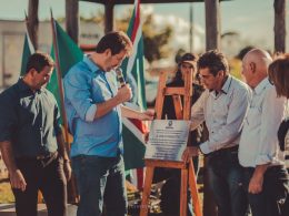 Inauguração da Praça Emílio Parizotto, no Bairro São Valentim.