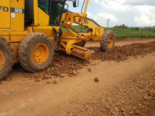 OBRAS I Acompanhe o trabalho de melhorias nas estradas do interior