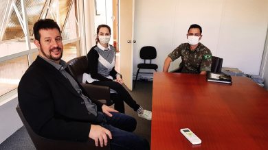 ADMINISTRAÇÃO I Exército Brasileiro está fazendo trabalho de conscientização em toda cidade de Espumoso