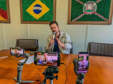 ADMINISTRAÇÃO I Prefeito Douglas Fontana libera abertura do comércio com restrições