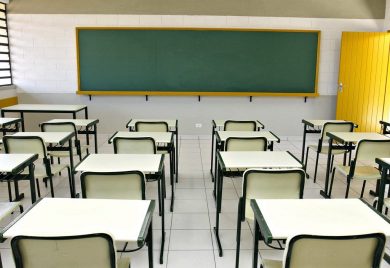 EDUCAÇÃO I Secretária de Educação traz detalhes do planejamento para o retorno gradativo das aulas no município