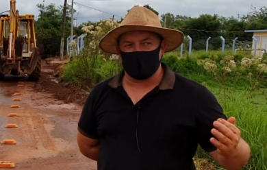 OBRAS I Secretário de Obras faz um pedido a comunidade em relação aos contêineres de lixo