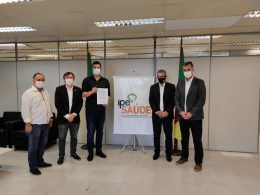 Prefeitura firma convênio com o IPE Saúde