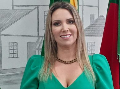 Natália Strelow assume Secretaria de Coordenação e Planejamento