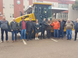 Espumoso recebe Rolo compactador através de emenda parlamentar