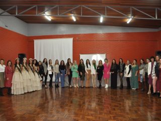 4ª Semana Cultural reuniu soberanas em Espumoso