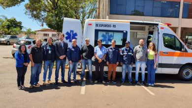 Saúde: pasta recebeu uma nova van e nova ambulância