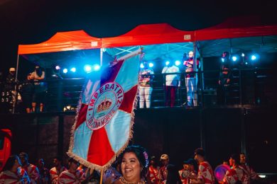 Espumoso promoveu primeiro carnaval de rua