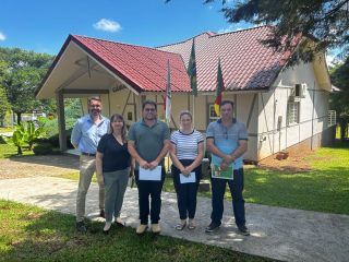 Espumoso presente na 1ª Conferência Intermunicipal do Meio Ambiente dos municípios da AMAJA em Lagoa dos Três Cantos.